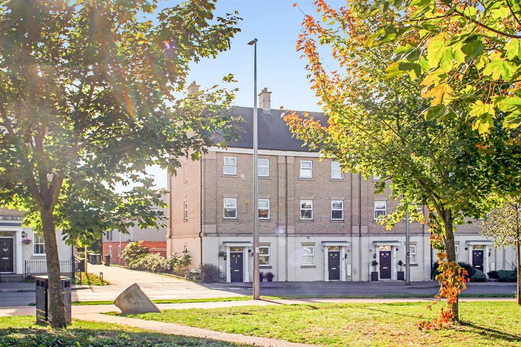 Property photo 1 of 24 Ajqtmscnkugdyf_7Sf_v7A.Jpg