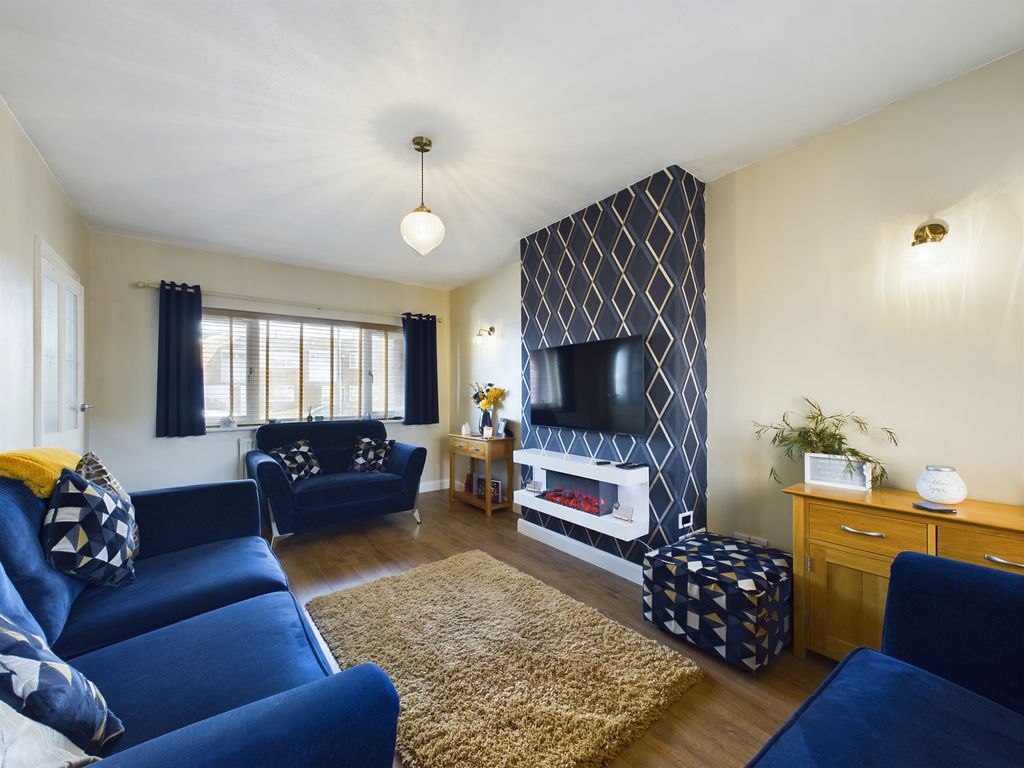 Property photo 3 of 22