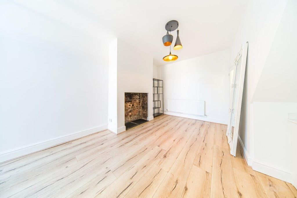 Property photo 2 of 15 31 Ellaby Road Sitting Room 2.Jpg