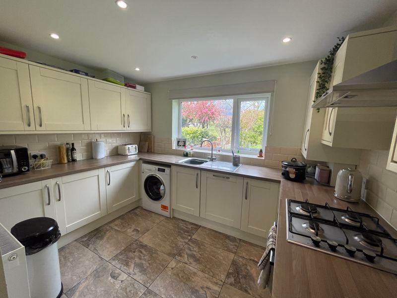 Property photo 2 of 12 Photo 1