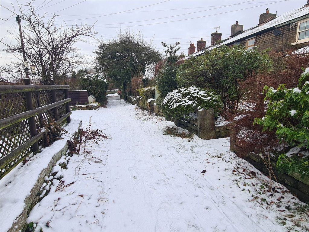 Property photo 2 of 21 Front