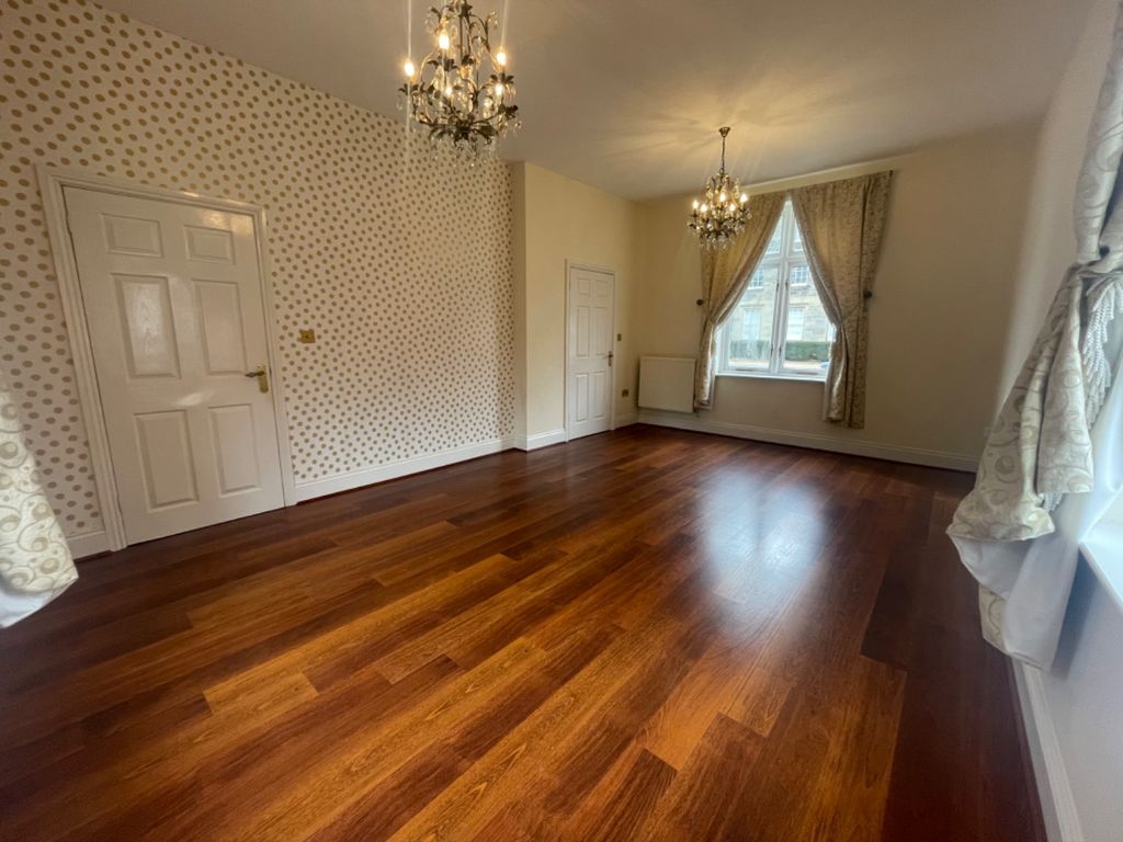 Property photo 3 of 20 1161835