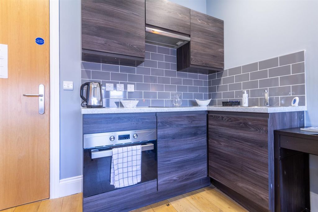 Property photo 3 of 4 Img_8020-Hdr.Jpg