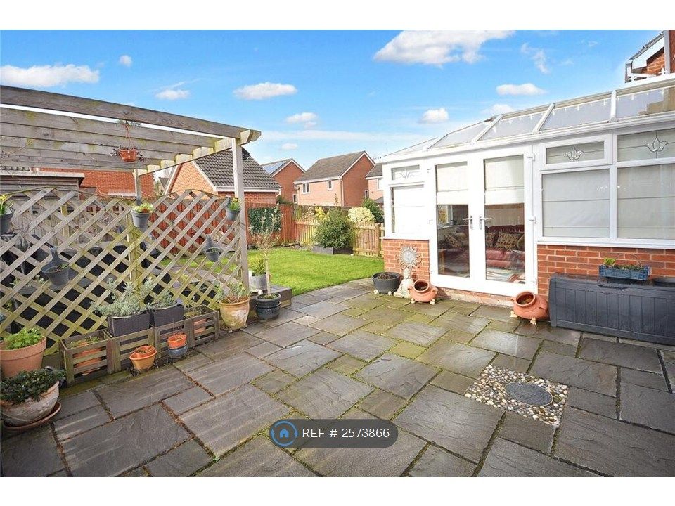 Property photo 3 of 17