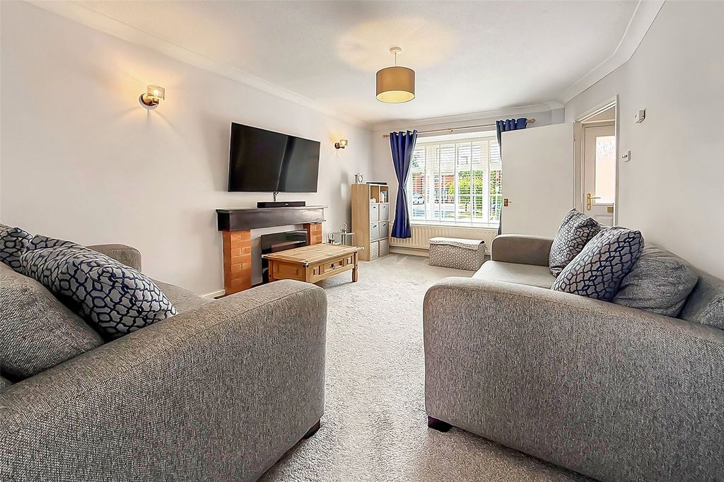 Property photo 2 of 14 Picture No. 36