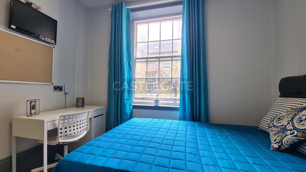 Property photo 1 of 11 Room 2.1.2 Merchants Hall (6)