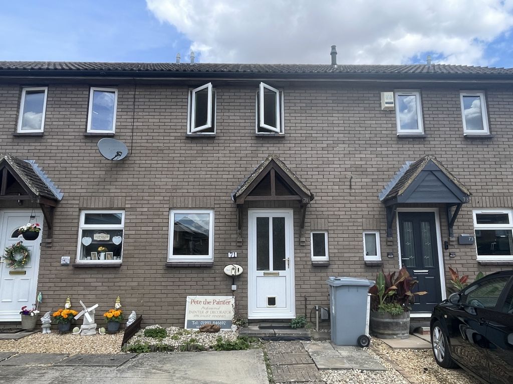 Property photo 3 of 3 Outside Front