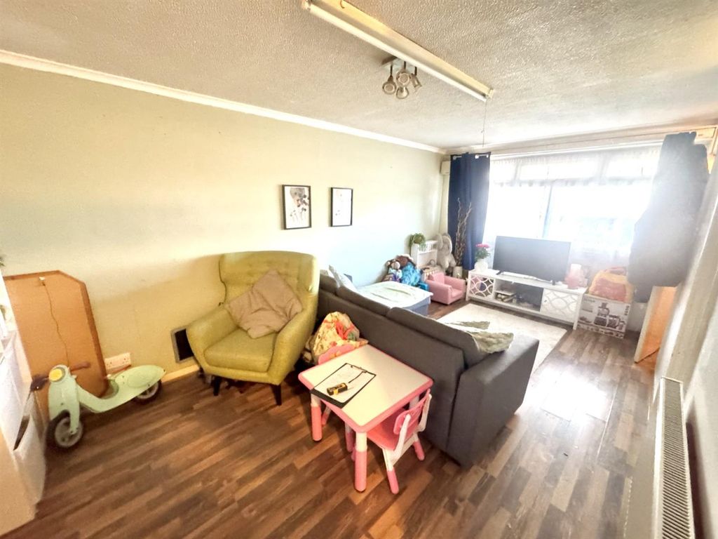 Property photo 3 of 7 Img_1509-1.Jpg