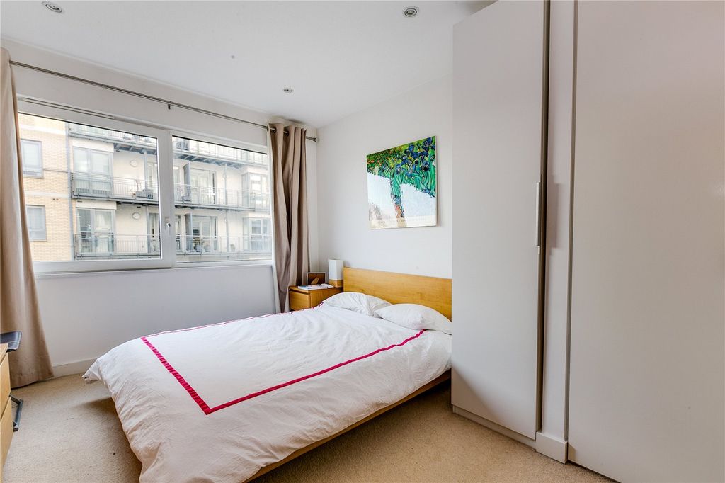 Property photo 3 of 7