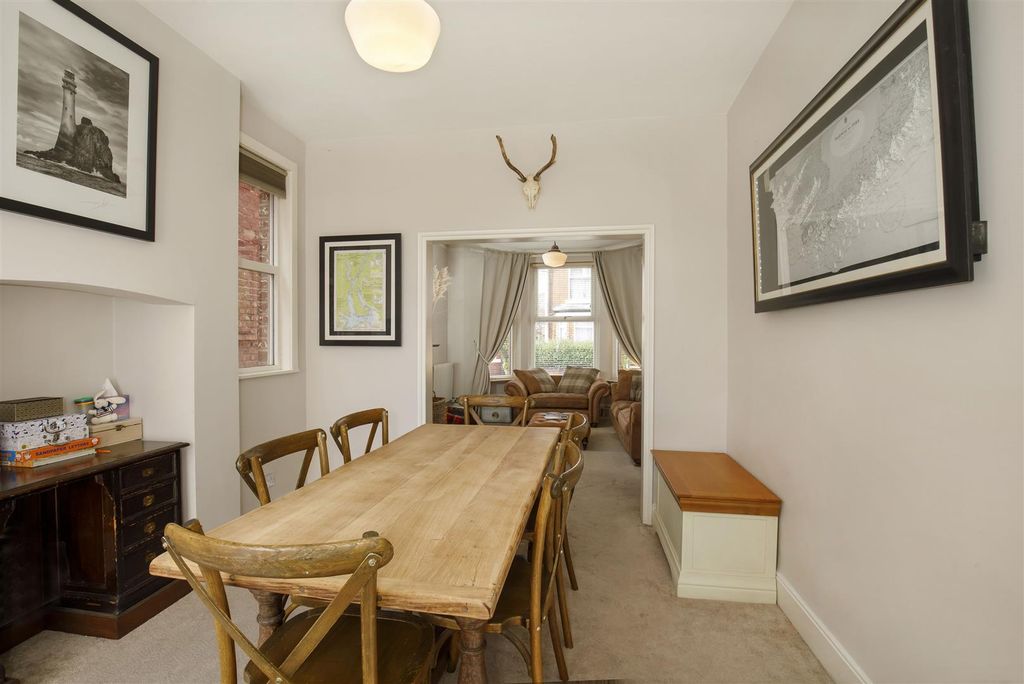 Property photo 3 of 40 Gb1_0023.Jpg