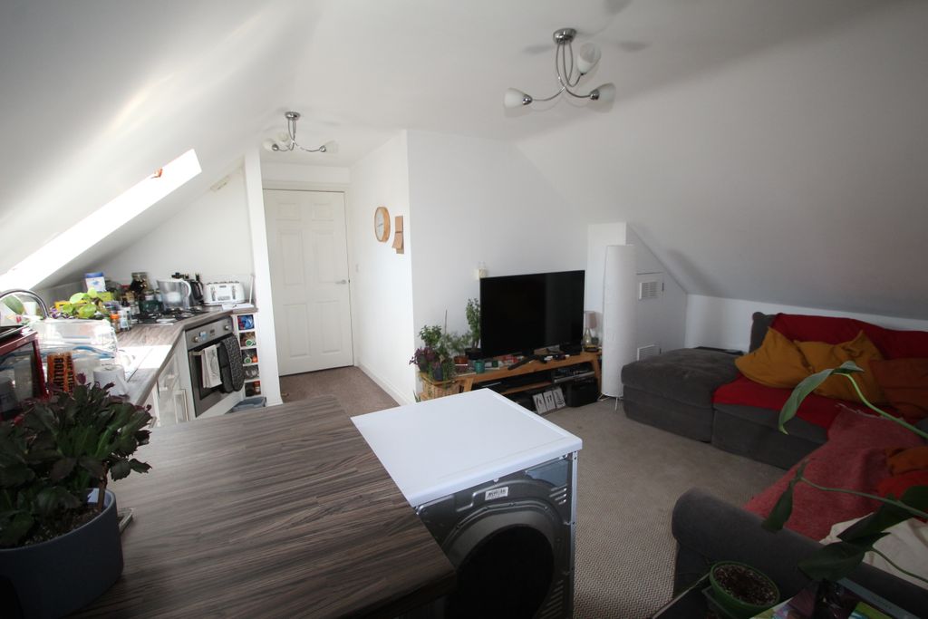 Property photo 2 of 7