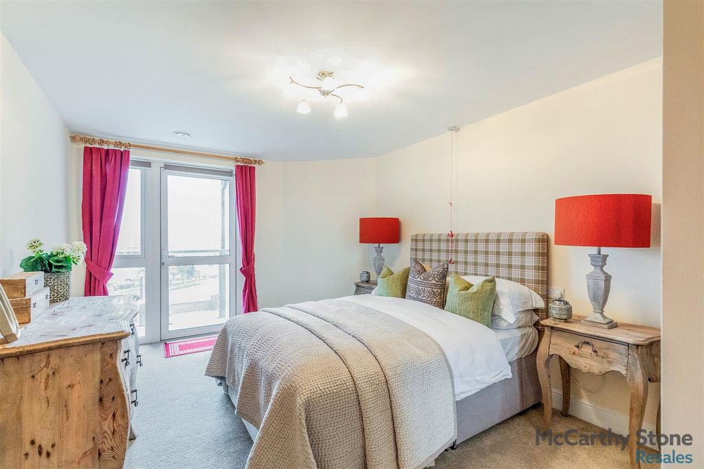 Property photo 1 of 31 x-16.Jpg