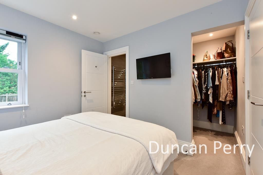 Additional image 9 of 2 bed flat for saleBell Lane, Brookmans Park AL9