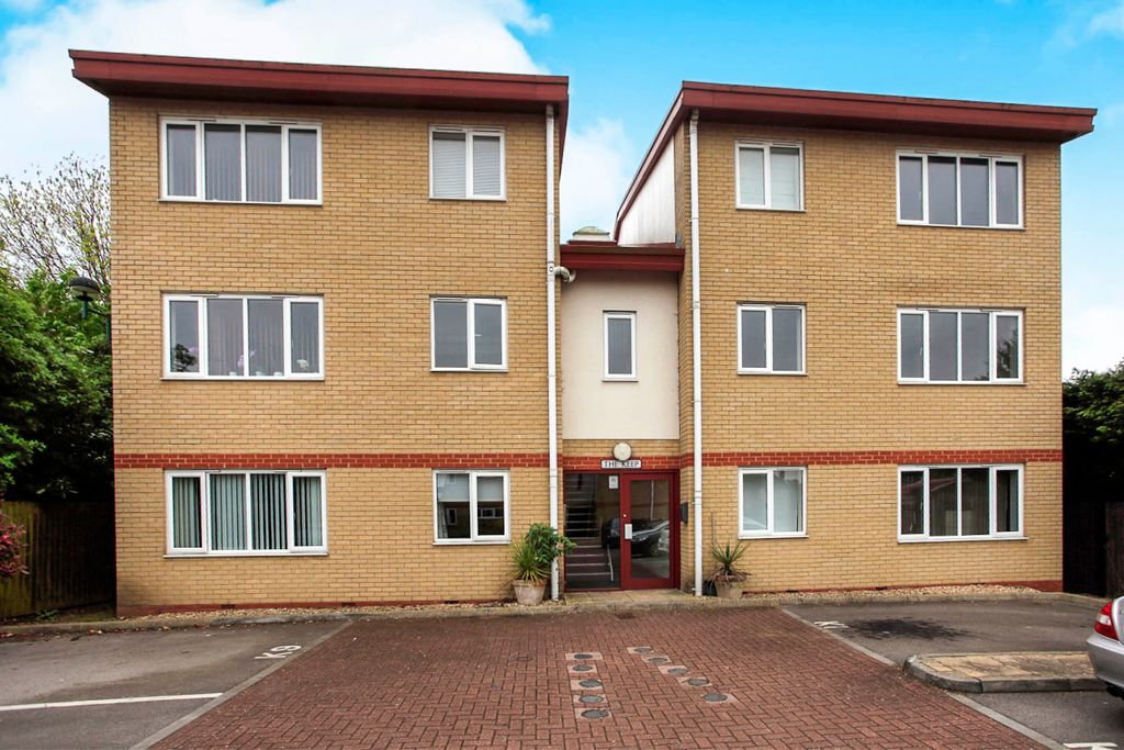 Property photo 1 of 7