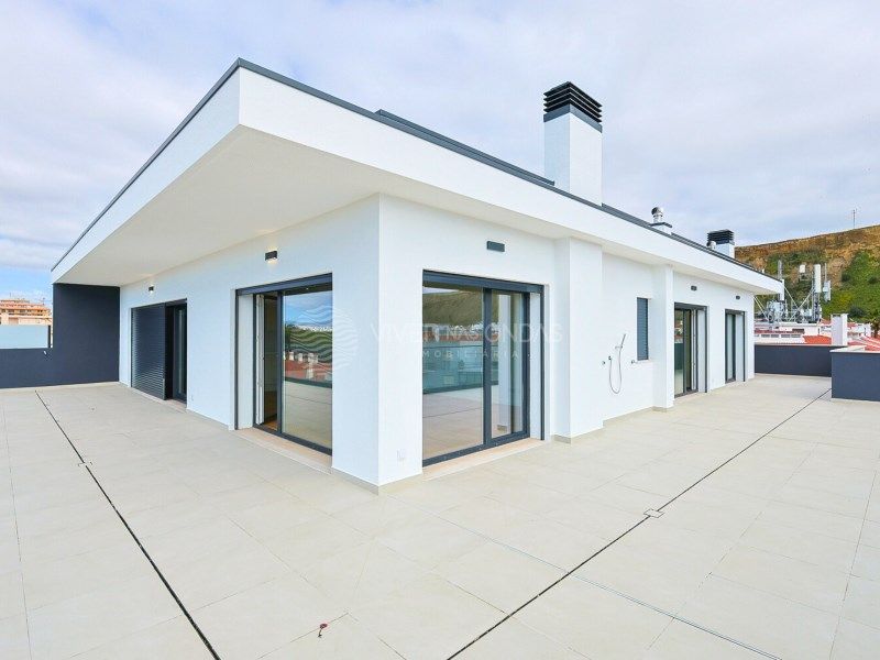 Property photo 3 of 39