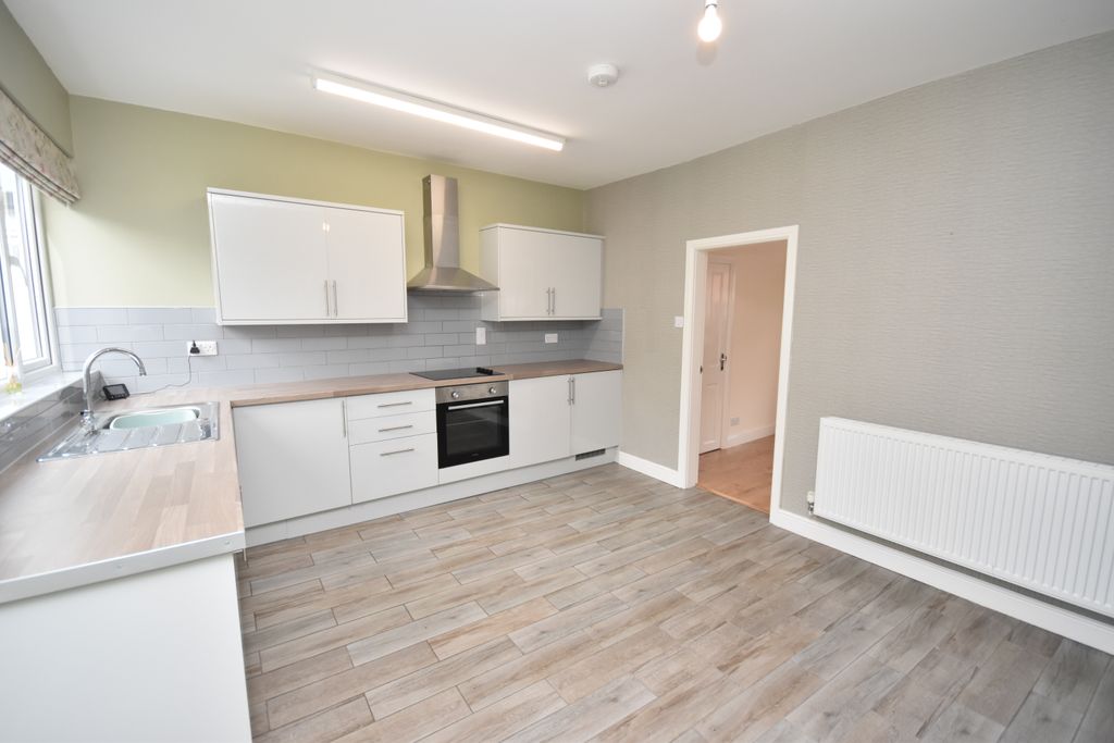 Property photo 2 of 14 Kitchen/Diner