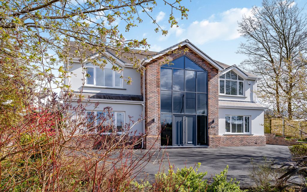 Property photo 1 of 62