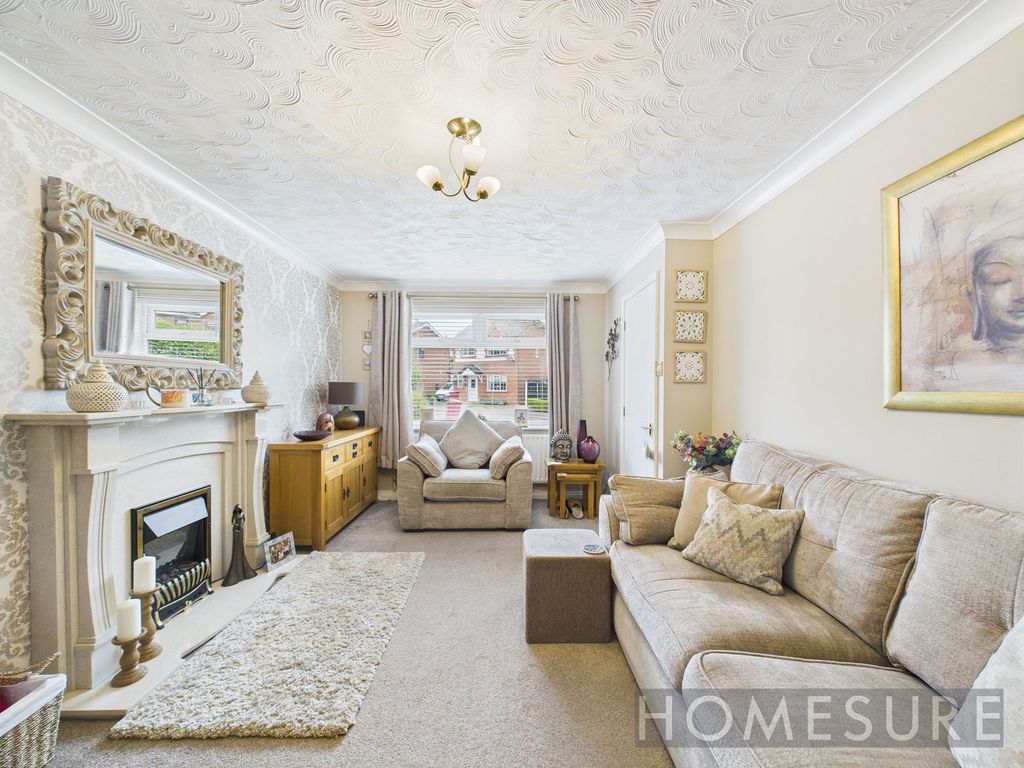 Property photo 2 of 43