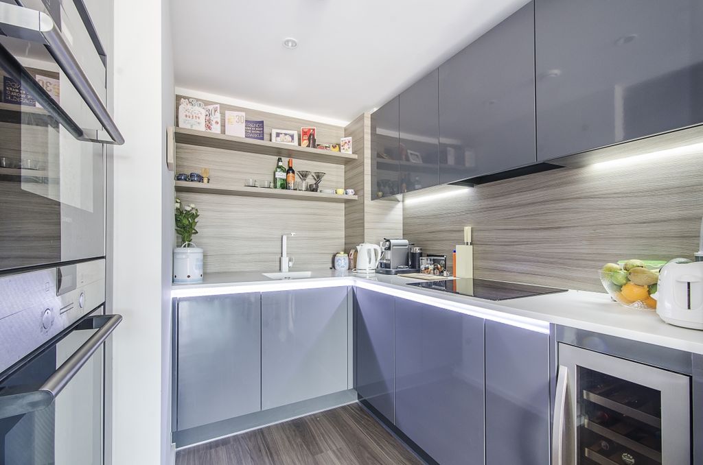 Property photo 2 of 9 Lux Apartments