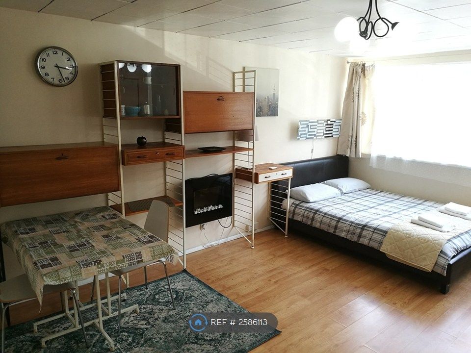 Property photo 2 of 9
