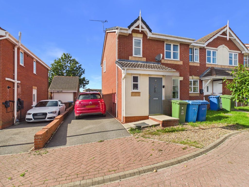 Property photo 1 of 17 5570251