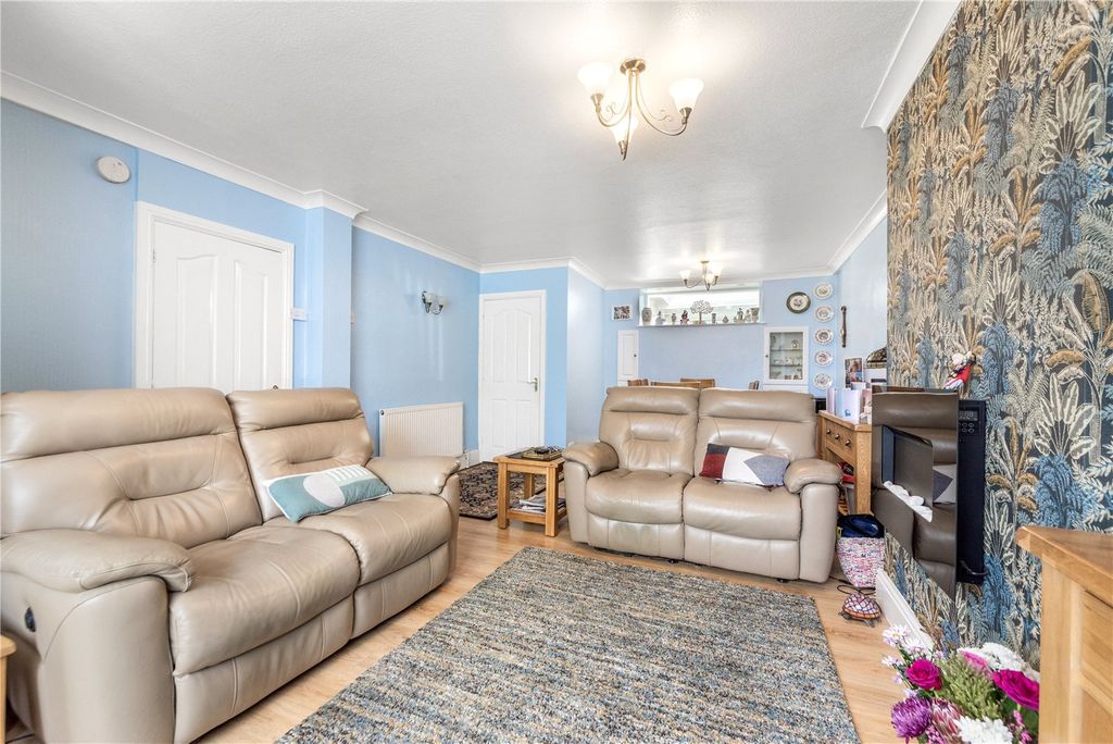 Property photo 3 of 20 Picture No. 16