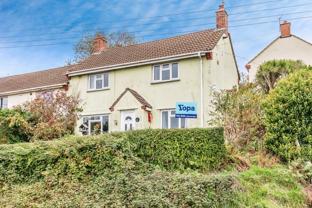 Property photo 2 of 20 1N0A1731