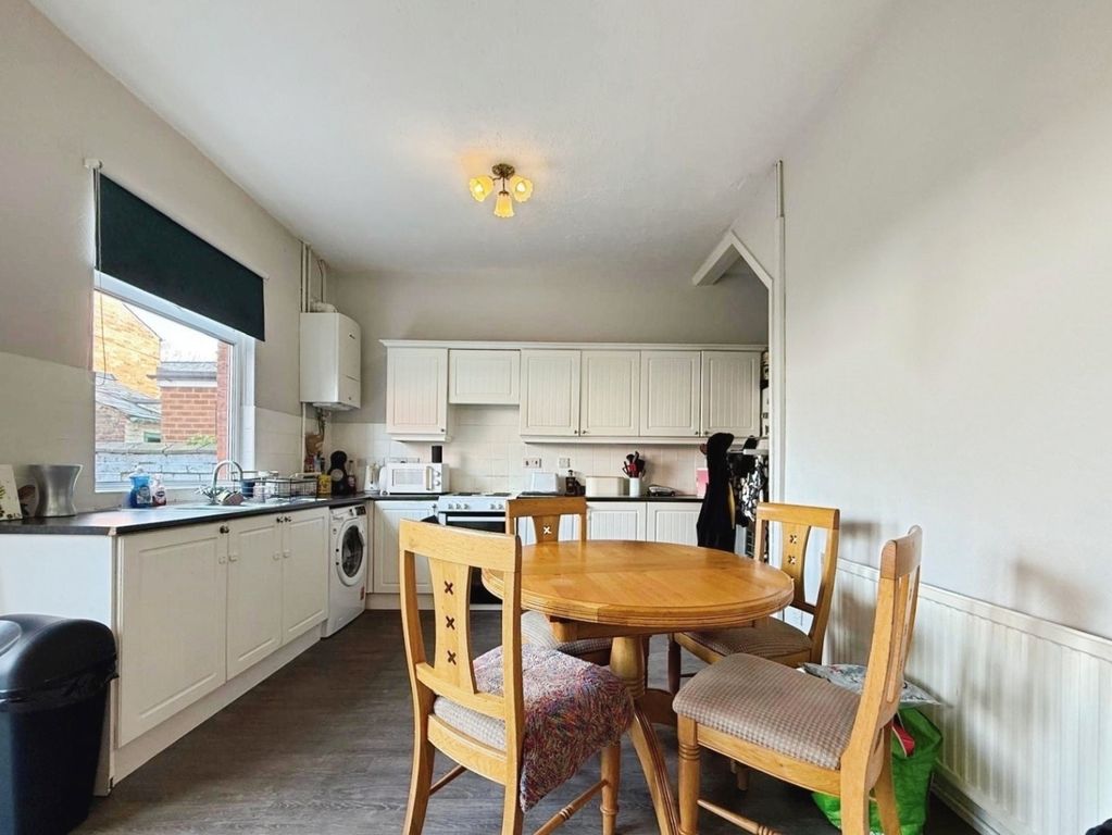 Property photo 2 of 16 Pbox-Img.Jpg