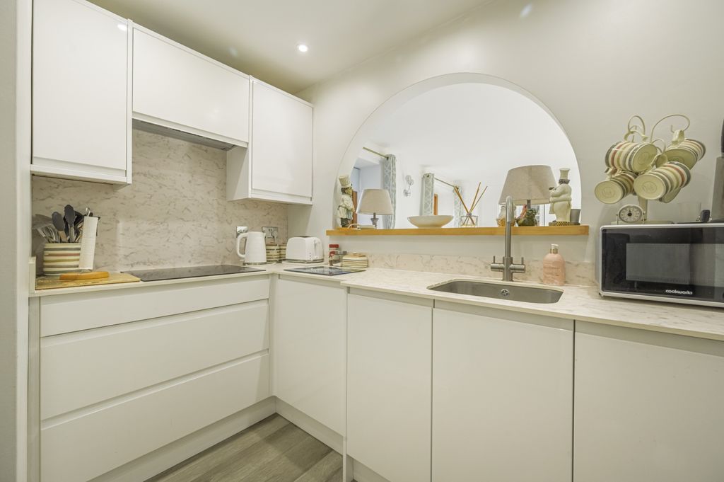 Property photo 3 of 15 Dsc_6684Hdr-Edit