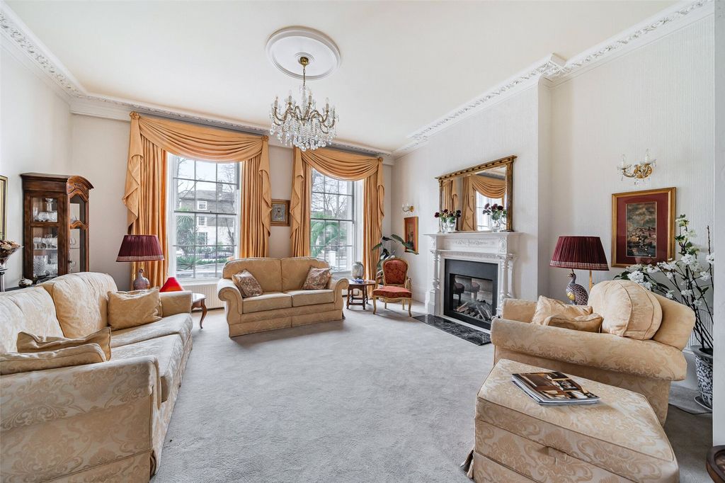 Property photo 2 of 45 Picture No. 99