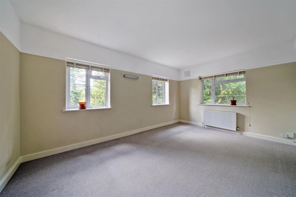 Property photo 2 of 9 Reception Room