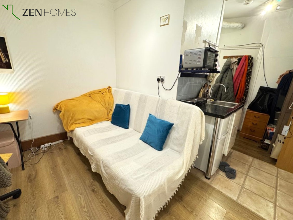 Property photo 2 of 5