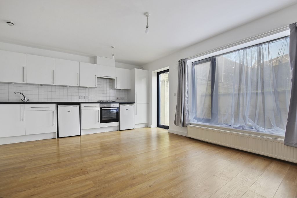 Property photo 1 of 11 Rhgcwhl - Flat 1,...