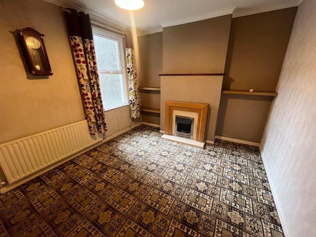 Property photo 3 of 24 A5Bccd12-3Cb6-4458-B3c4-E13460c58698.Jpg