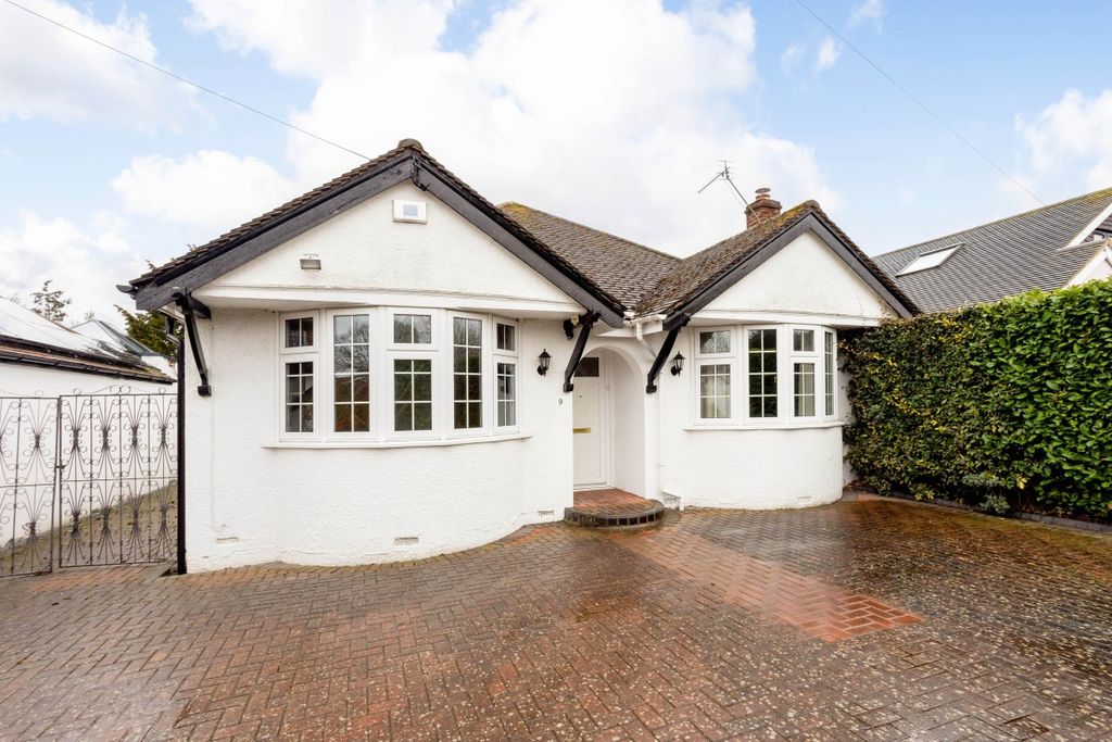 Property photo 2 of 14