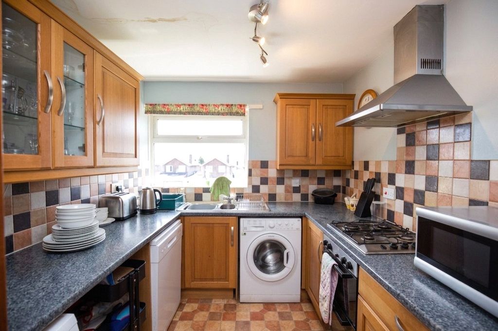 Property photo 2 of 8 Picture No. 03