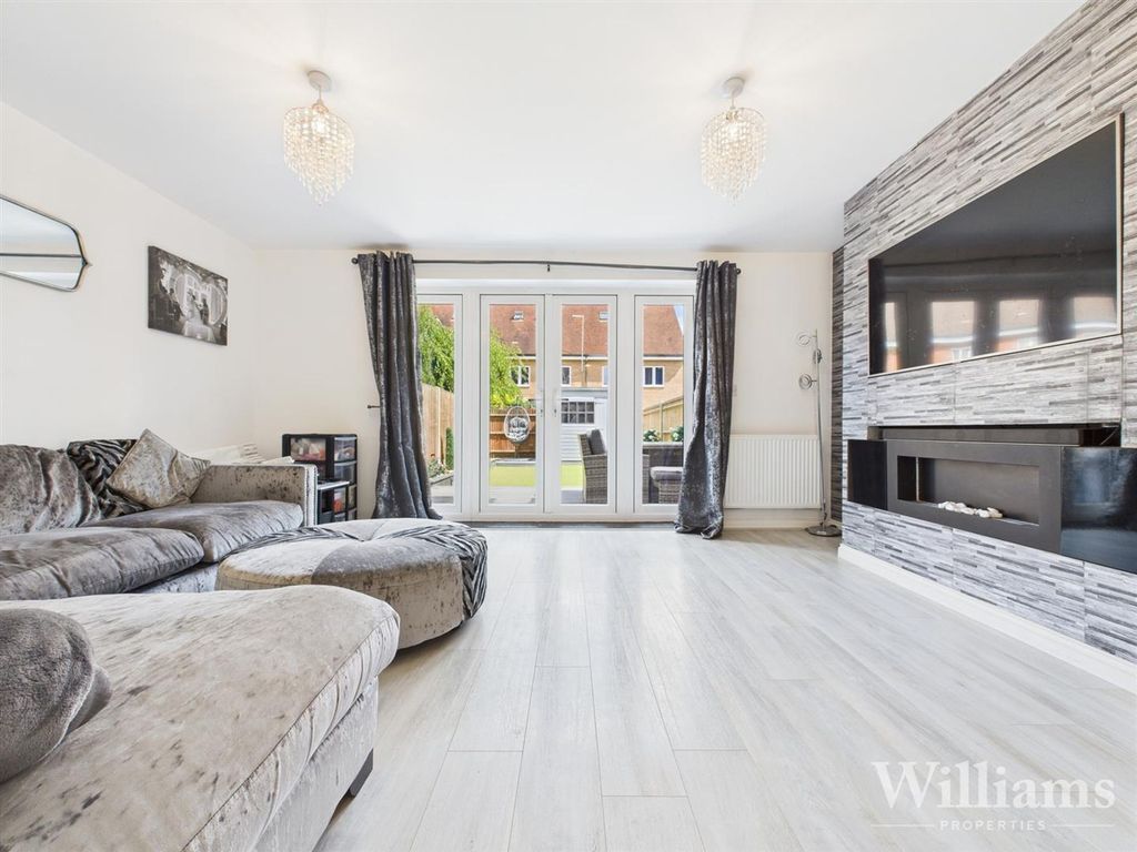 Property photo 2 of 15 Cam04950G0-Pr0085-Still016.Jpg