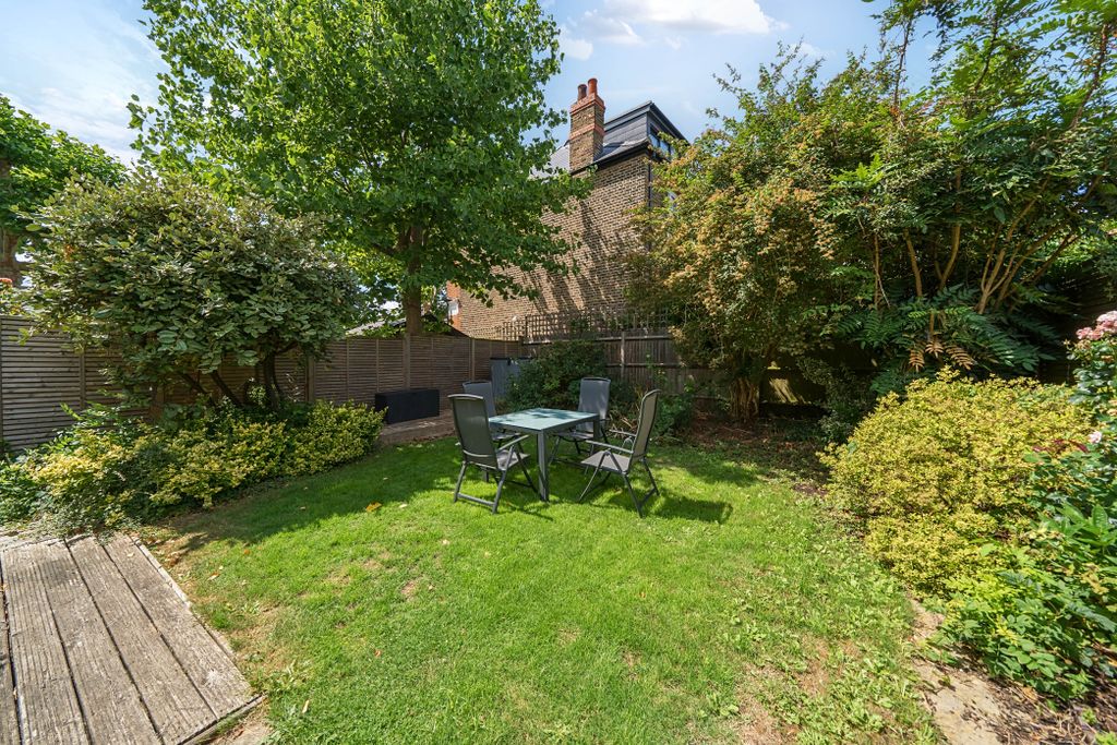 Property photo 3 of 26