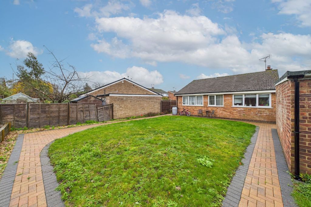 Property photo 3 of 11