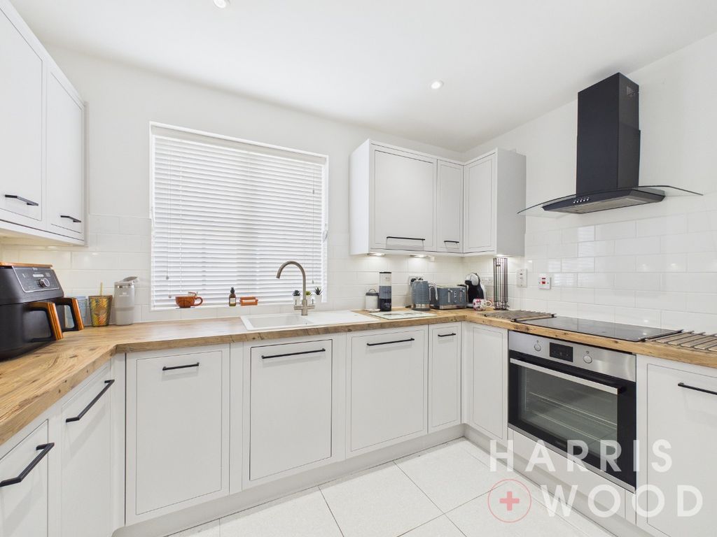 Property photo 2 of 15 5013593