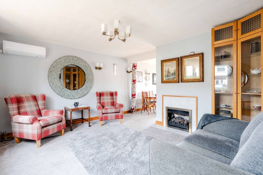 Property photo 2 of 18 2