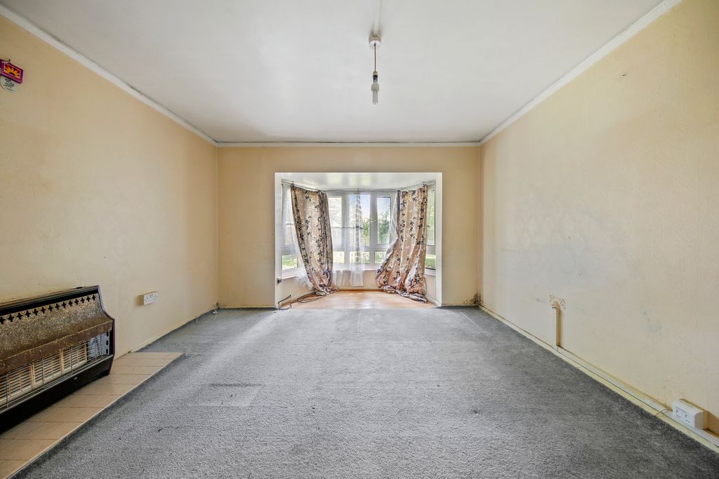 Property photo 3 of 13 _W6B2691