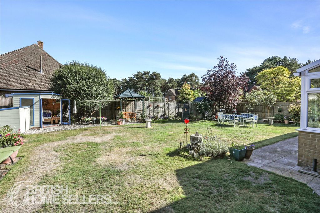 Property photo 2 of 18 Picture No. 04