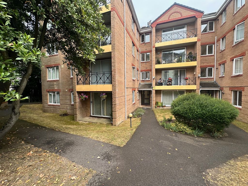Property photo 1 of 13 Image