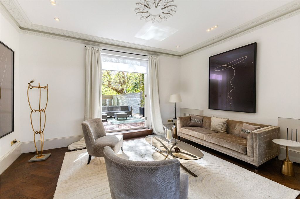 Property photo 2 of 29 Picture No. 45