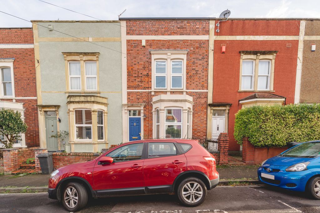 Property photo 2 of 24 Photo 2