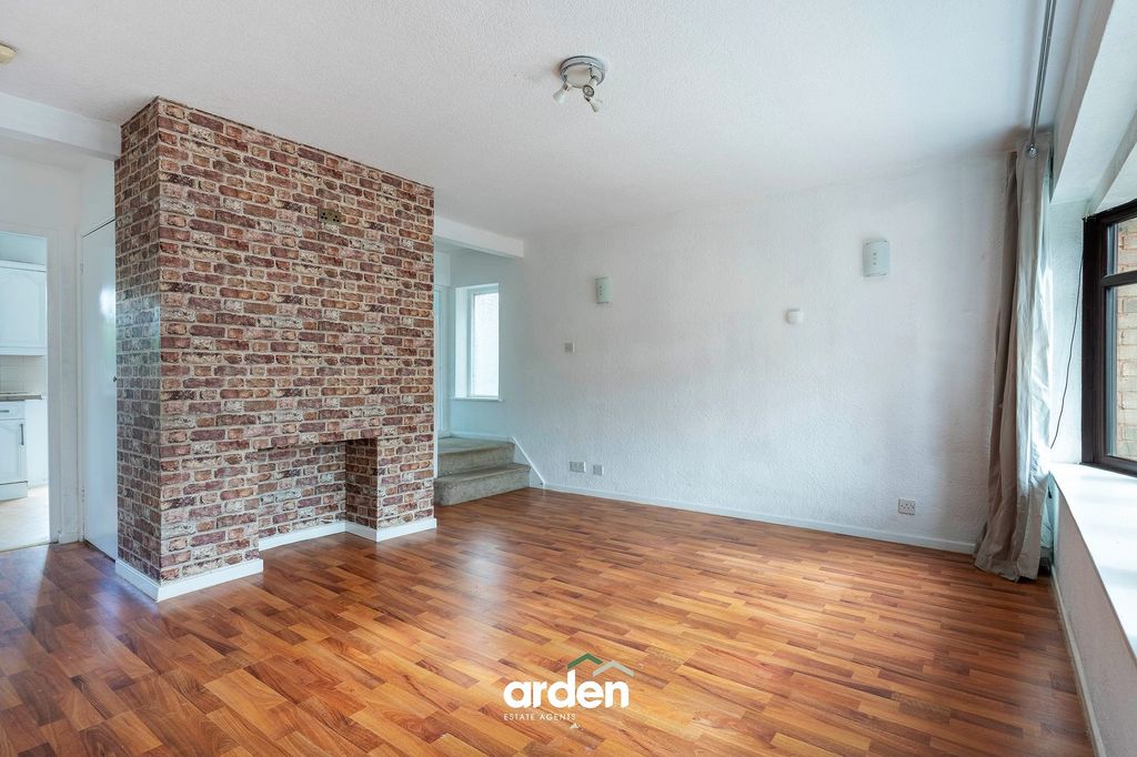 Property photo 2 of 13