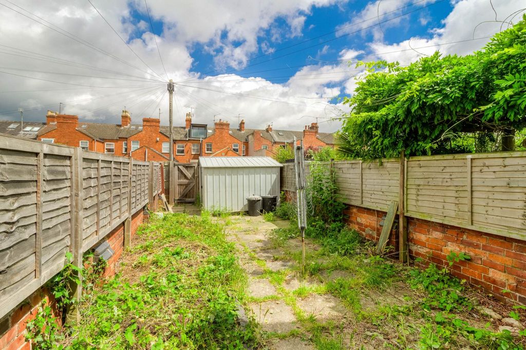 Property photo 2 of 14