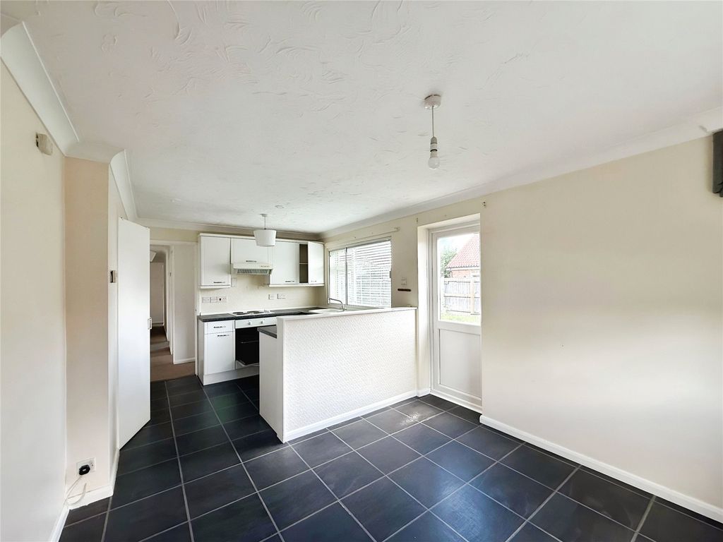Property photo 2 of 11 Picture No. 14