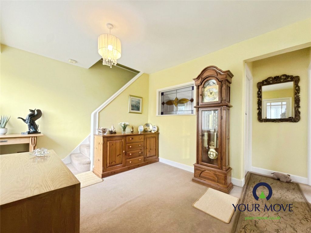 Property photo 2 of 15 Inner Hall